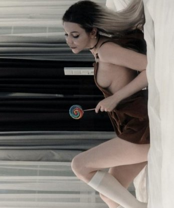 Искушенная блондинка приглашает в гости мужчину для жарких встреч. Гарантирую конфиденциальность, удовольствие и максимальный комфорт. Тебе точно понравится! 9541, 23 года